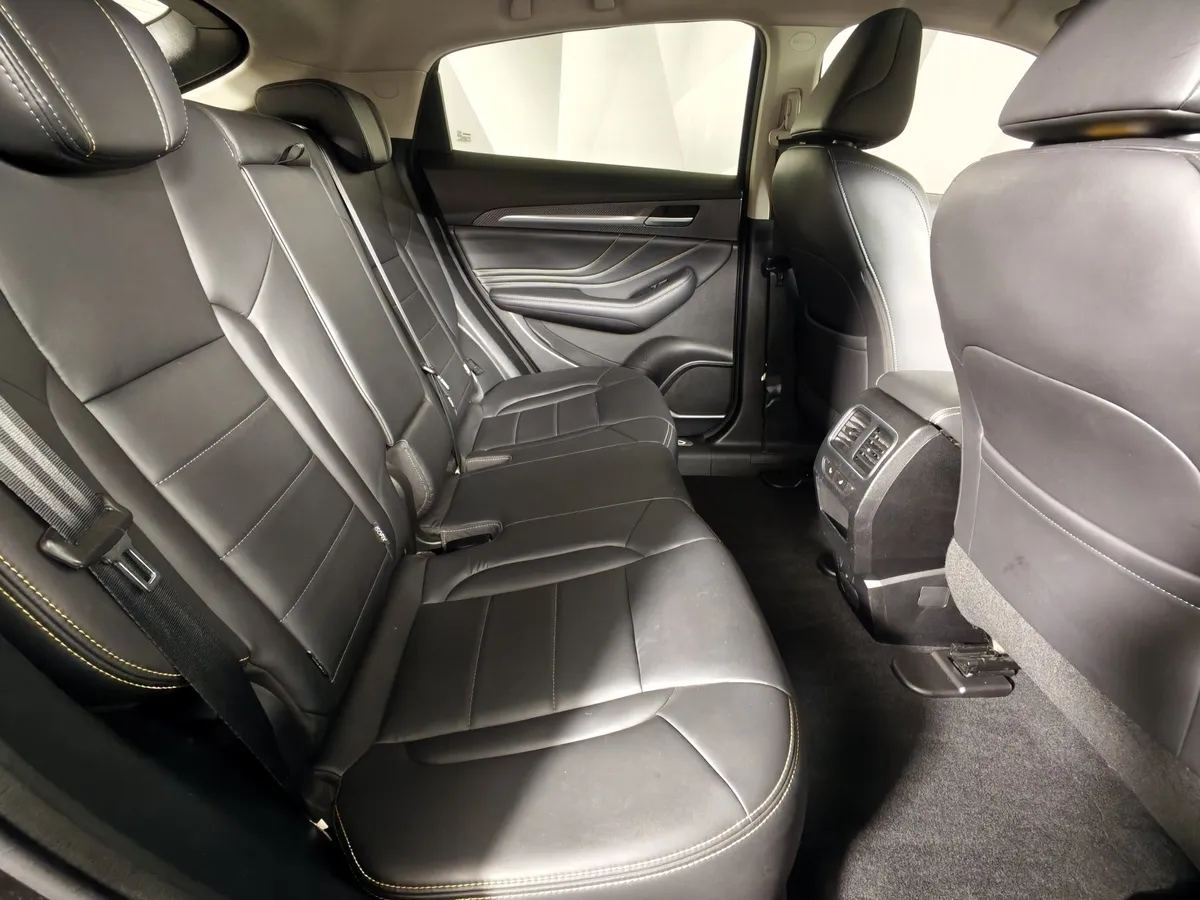 Haval F7x 2.0T AWD 7DCT (190 л.с.) Premium Черный в АВИЛОН. Слайд №16