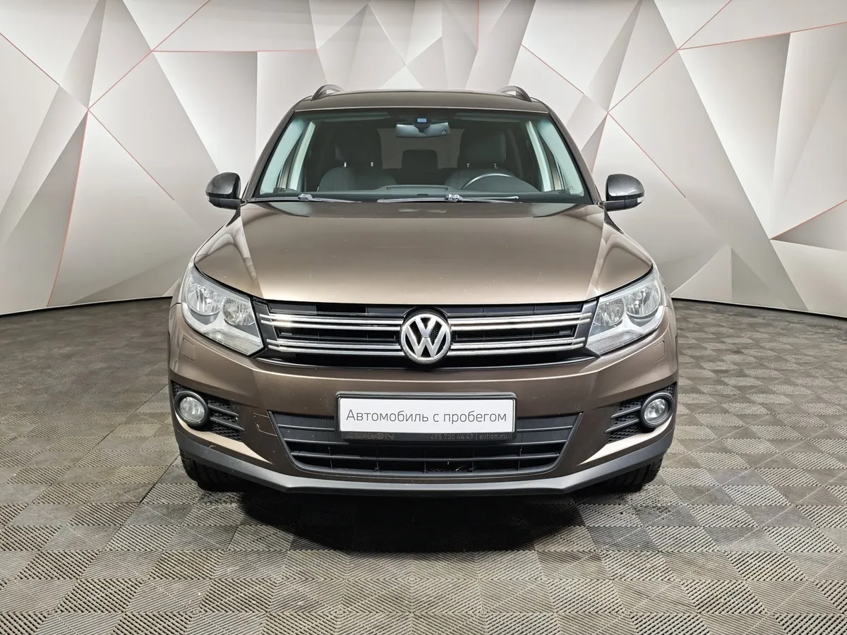 Volkswagen Tiguan 1.4 TSI BlueMotion DSG (150 л.с.) Коричневый в АВИЛОН. Слайд №7