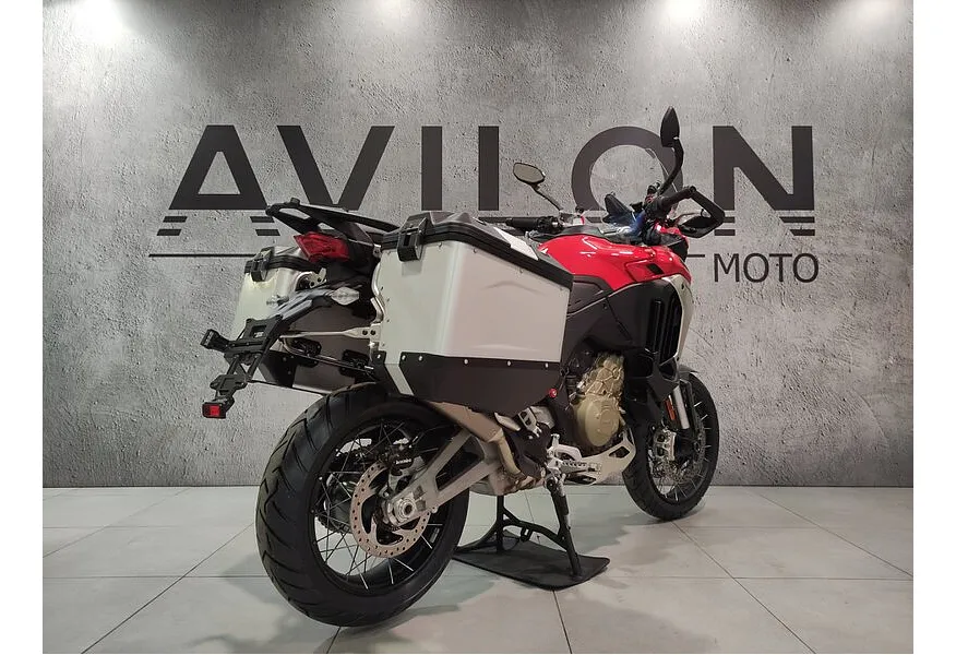 Ducati Multistrada V4 1158 см³ (170 л.с.) (170) 1158 Красный в АВИЛОН. Слайд №6