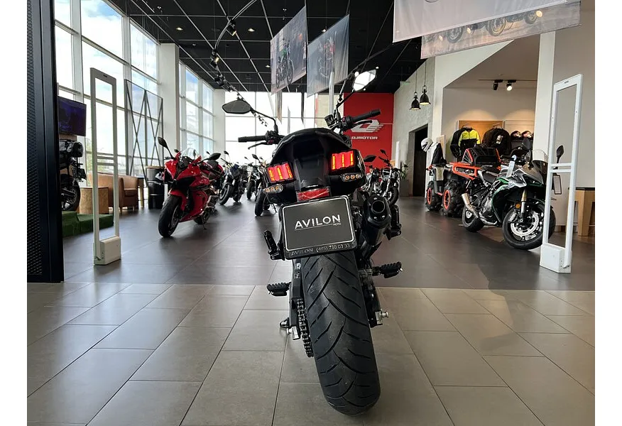 LIVE. Слайд №6