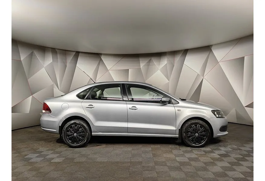 Volkswagen Polo 1.6 Tiptronic (105 л.с.) Comfortline Серебристый в АВИЛОН. Слайд №6