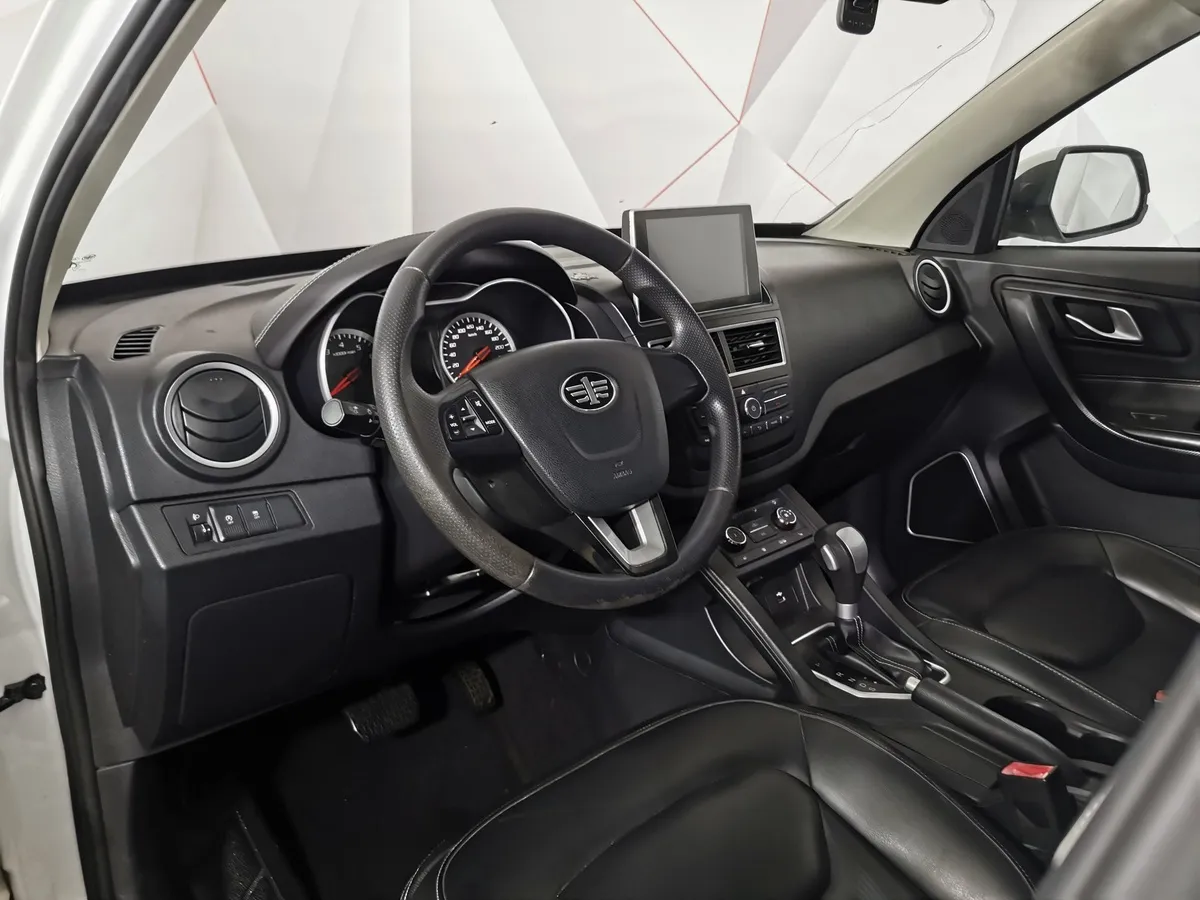 FAW Besturn X40 1.6 AT (108 л.с.) Luxury Белый в АВИЛОН. Слайд №18
