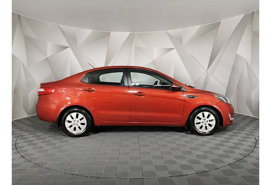Kia Rio 1.6 AT (123 л.с.) Красный в АВИЛОН. Слайд №4