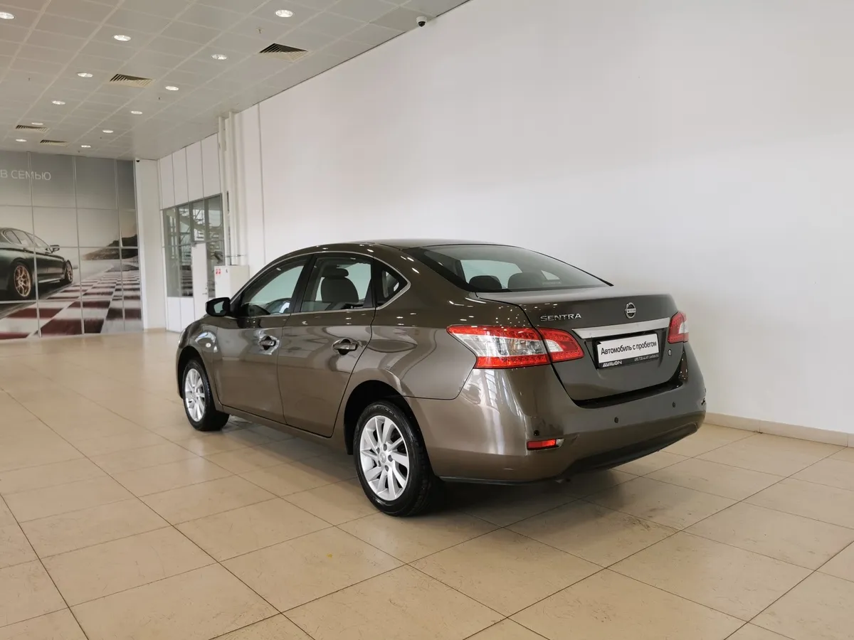 Nissan Sentra 1.6 CVT (117 л.с.) Коричневый в АВИЛОН. Слайд №4