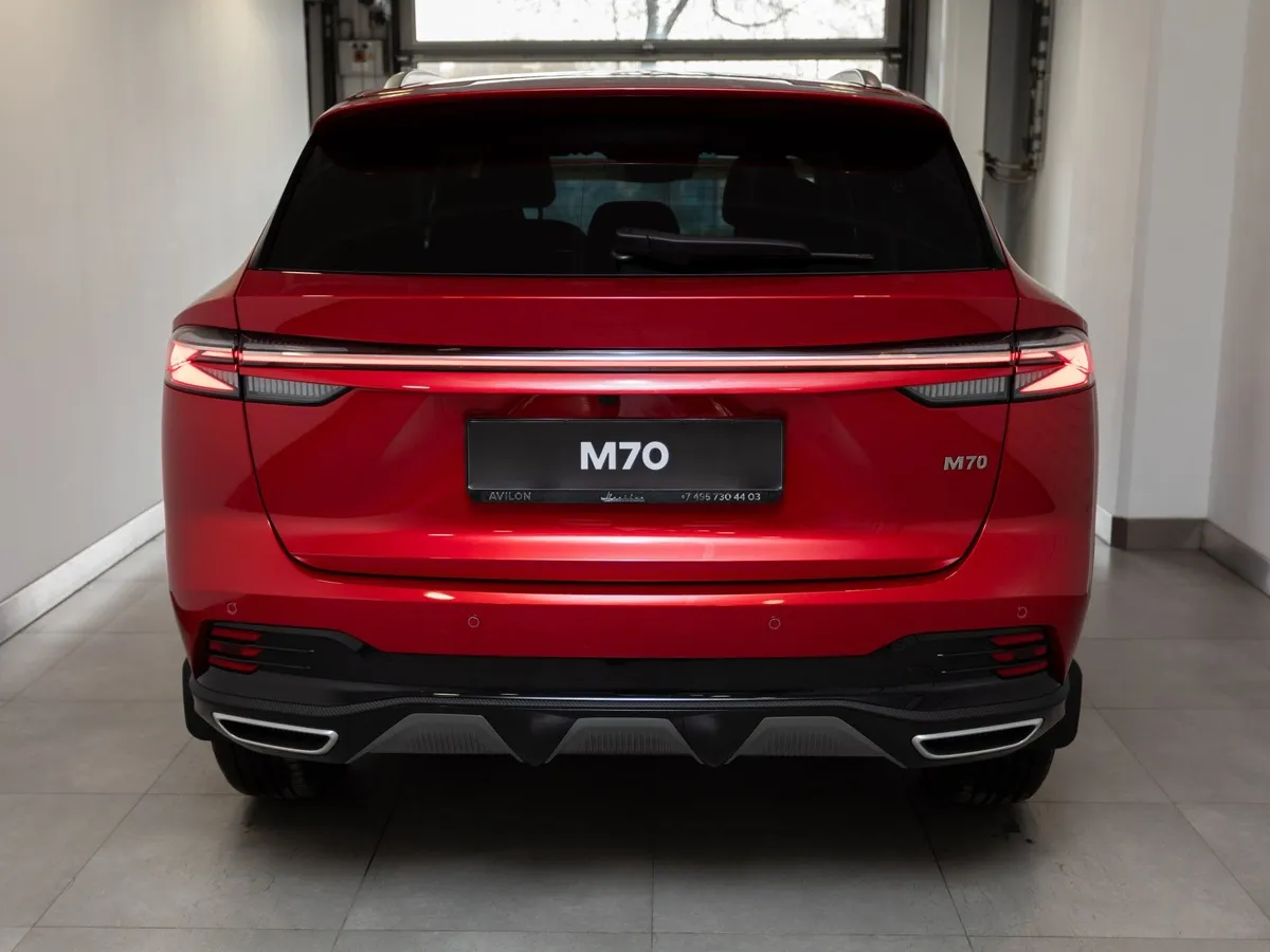 Москвич М70 1.5 DCT FWD (150 л.с.) Драйв Красный в АВИЛОН. Слайд №4