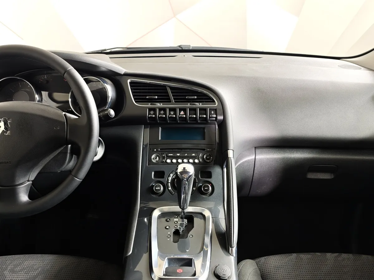 Peugeot 3008 1.6 THP AT (150 л.с.) Коричневый в АВИЛОН. Слайд №15