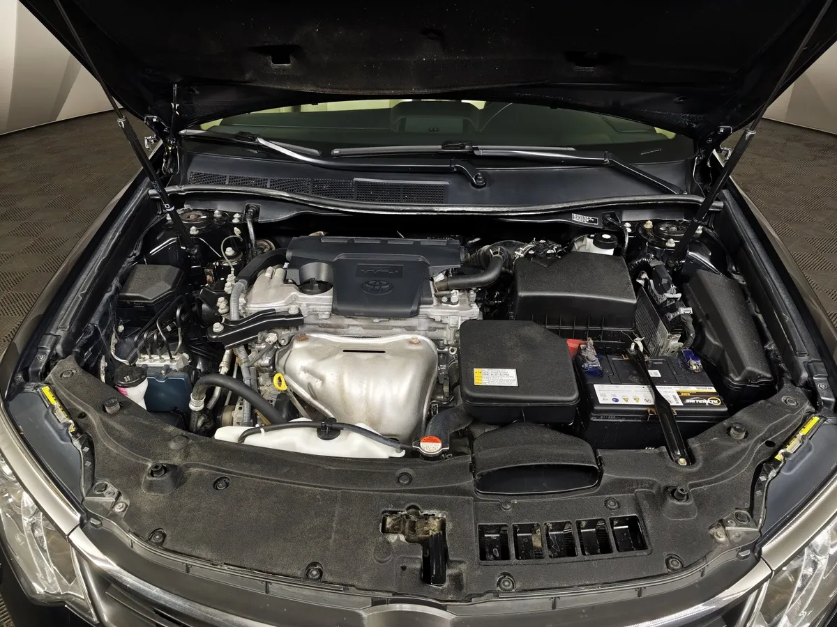 Toyota Camry 2.5 AT (181 л.с.) Черный в АВИЛОН. Слайд №11
