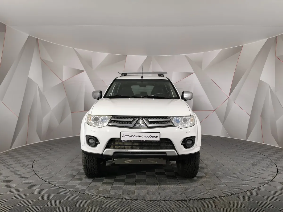 Mitsubishi Pajero Sport 2.5 DI-D AT AWD (178 л.с.) Белый в АВИЛОН. Слайд №7