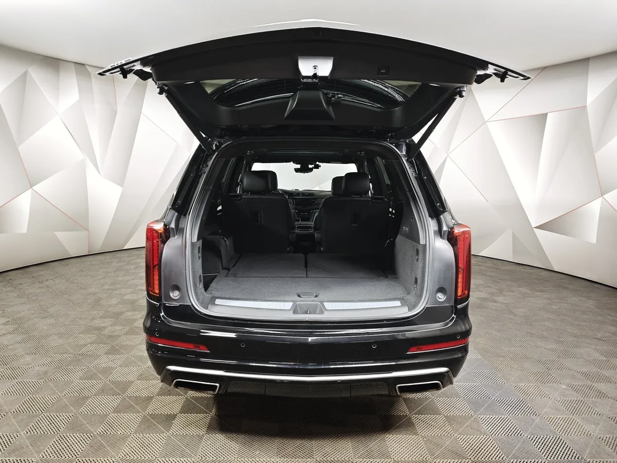 Cadillac XT6 2.0T AT AWD (200 л.с.) Premium Luxury Черный в АВИЛОН. Слайд №11