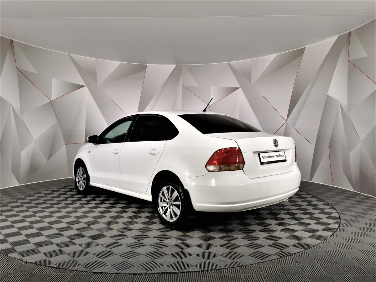 Volkswagen Polo 1.6 Tiptronic (105 л.с.) Comfortline Белый в АВИЛОН. Слайд №4