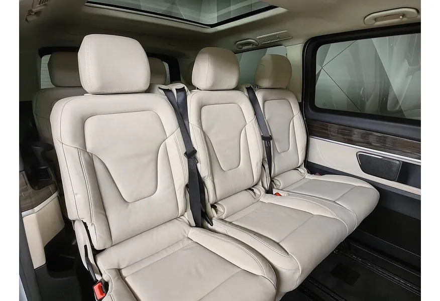 АВИЛОН - Mercedes-Benz V-Класс V 250 d AT L2 4x4 (190 л.с.) Exclusive Белый - slide 12