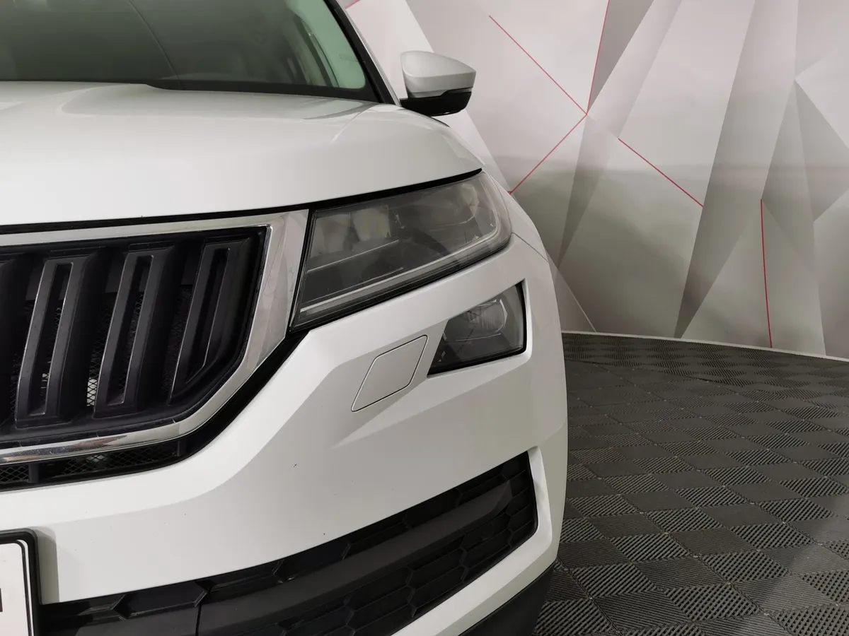 Skoda Kodiaq 2.0 TSI DSG 4X4 (180 л.с.) Белый в АВИЛОН. Слайд №10