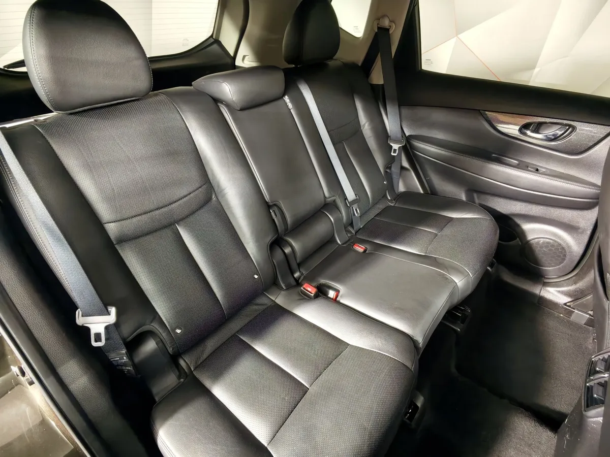 Nissan X-Trail 2.5 CVT AWD (171 л.с.) Зеленый в АВИЛОН. Слайд №17
