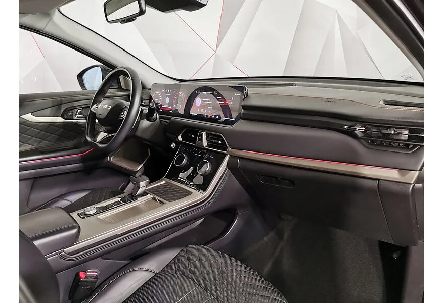 EXEED TXL 2.0 DCT7 AWD (197 л.с.) Sport Edition Черный в АВИЛОН. Слайд №13