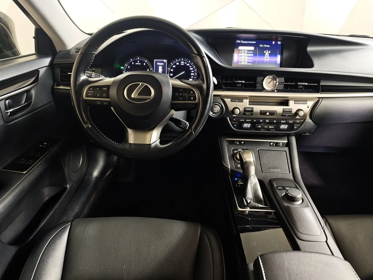 Lexus ES 200 AT (150 л.с.) Черный в АВИЛОН. Слайд №15