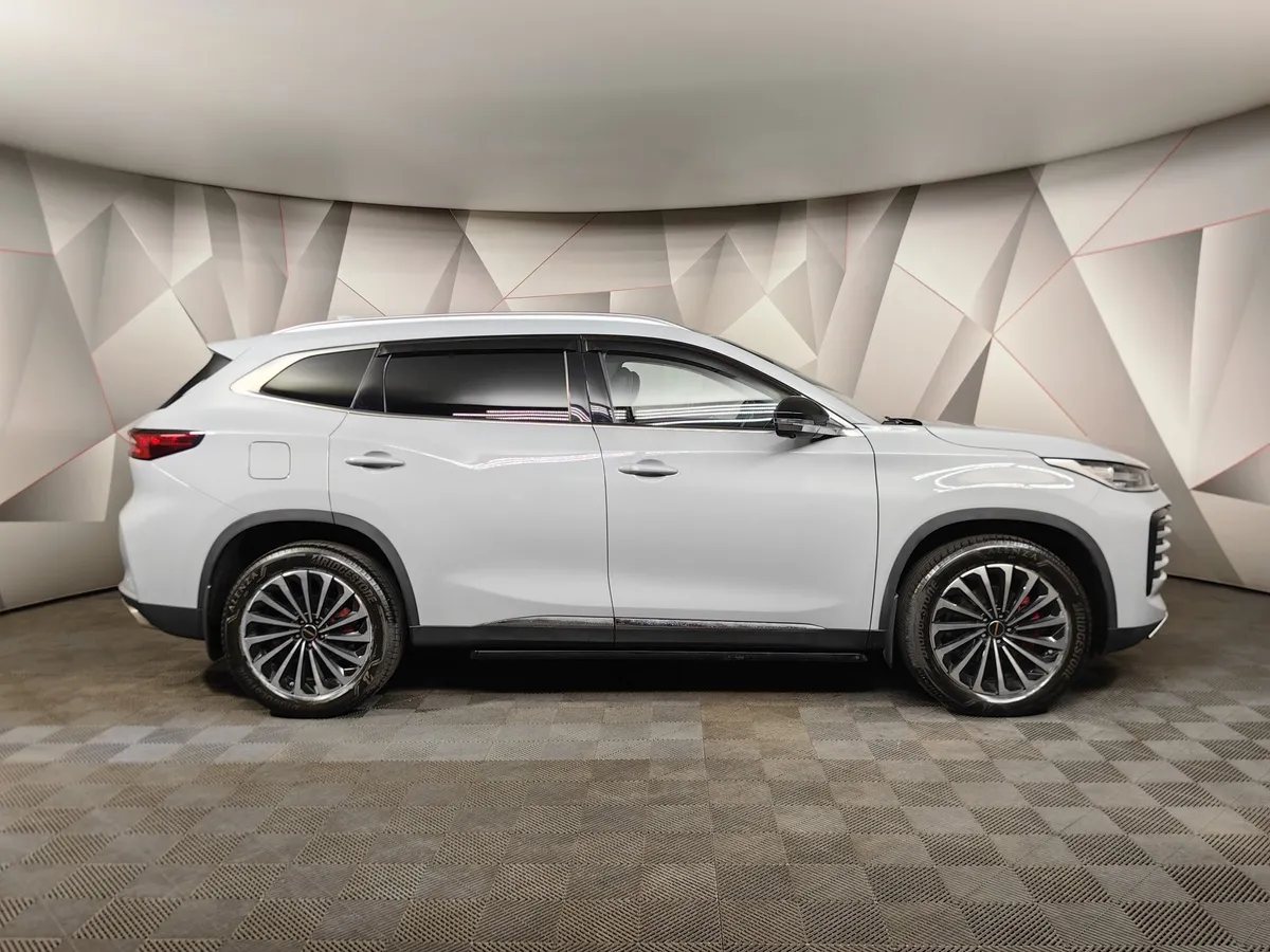 EXEED TXL 2.0 DCT7 AWD (197 л.с.) Sport Edition Серый в АВИЛОН. Слайд №6