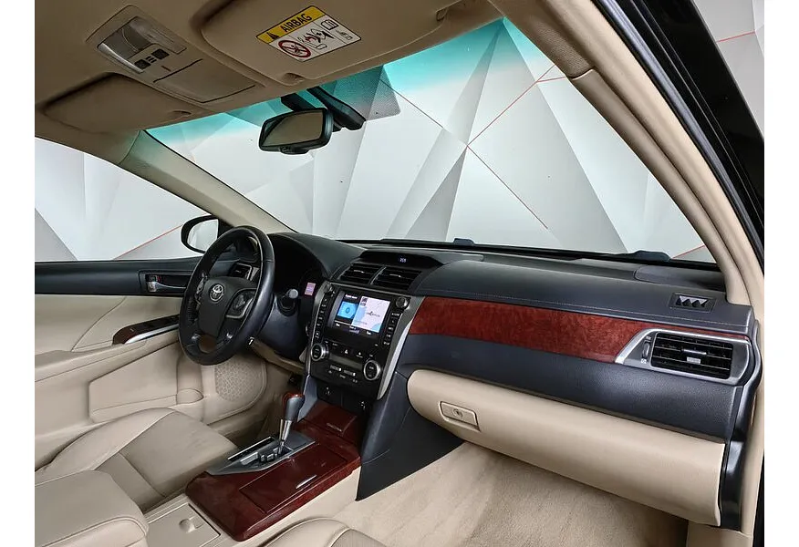 Toyota Camry 2.5 AT (181 л.с.) Черный в АВИЛОН. Слайд №10