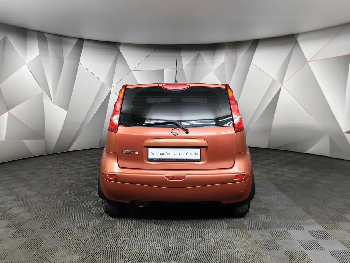 Nissan Note 1.6 AT (110 л.с.) Оранжевый в АВИЛОН. Слайд №8
