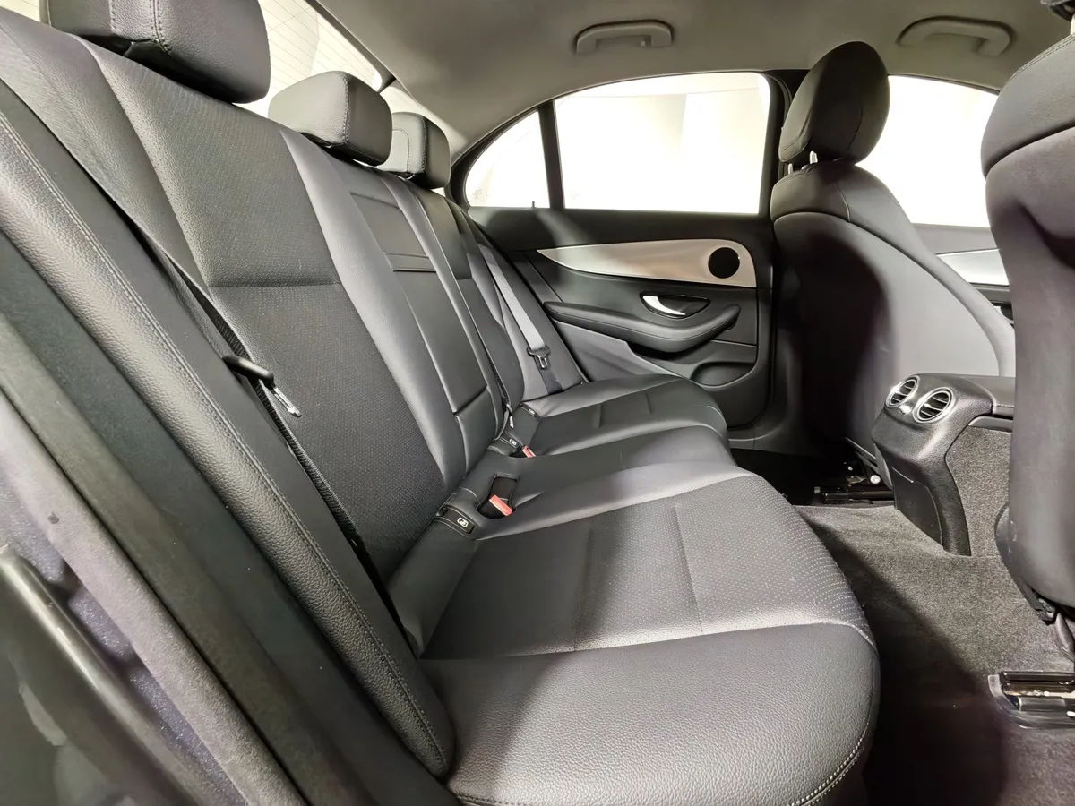 Mercedes-Benz E-Класс E 200 9G-TRONIC (197 л.с.) Premium (Локальная сборка) Серый в АВИЛОН. Слайд №16