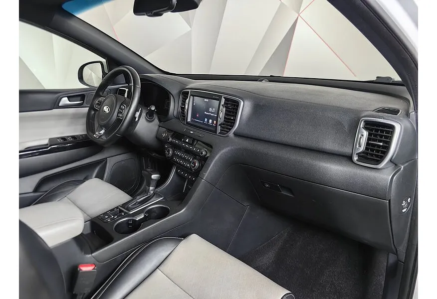 Kia Sportage 1.6 DCT 4WD (177 л.с.) GT Line Белый в АВИЛОН. Слайд №13