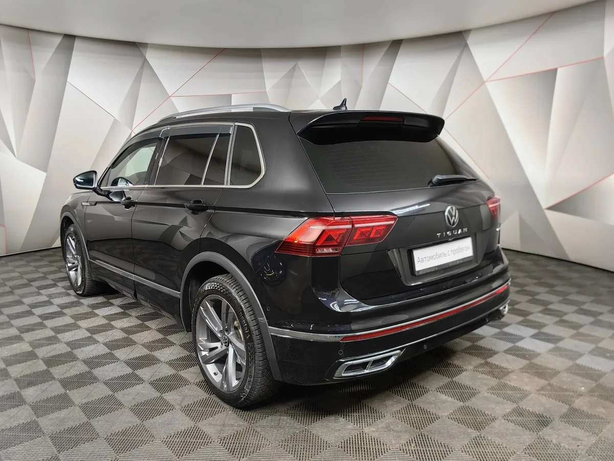 Volkswagen Tiguan 2.0 TSI 4Motion DSG (220 л.с.) Sportline Черный в АВИЛОН. Слайд №4