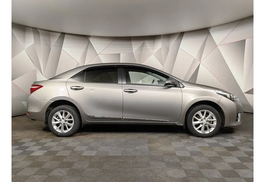 LIVE. Слайд №4