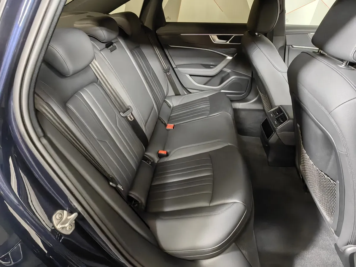 Audi A6 45 TFSI quattro S tronic (245 л.с.) Синий в АВИЛОН. Слайд №15