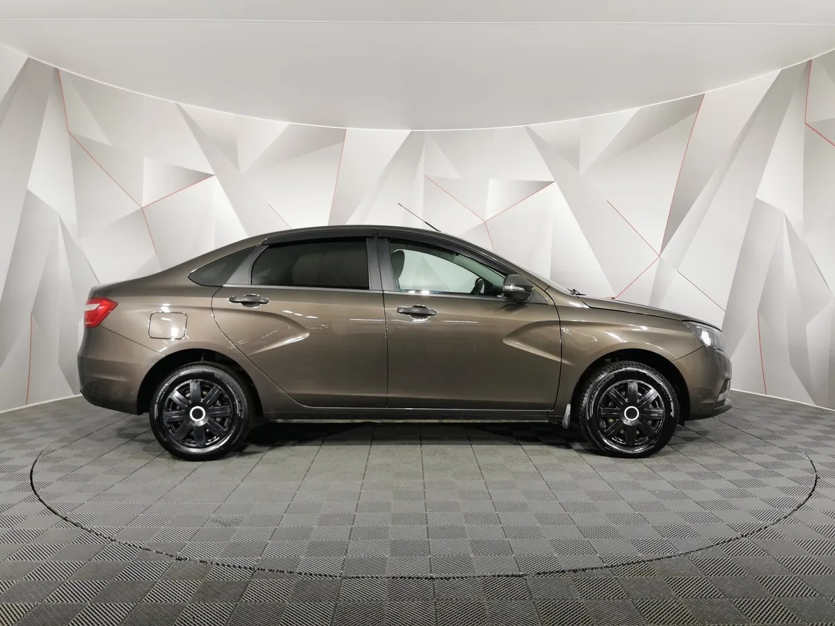 ВАЗ (Lada) Vesta 1.6 CVT (113 л.с.) Luxe Multimedia Коричневый в АВИЛОН. Слайд №6