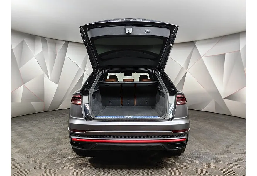 Audi Q8 45 TDI Tiptronic quattro (249 л.с.) Серый в АВИЛОН. Слайд №11