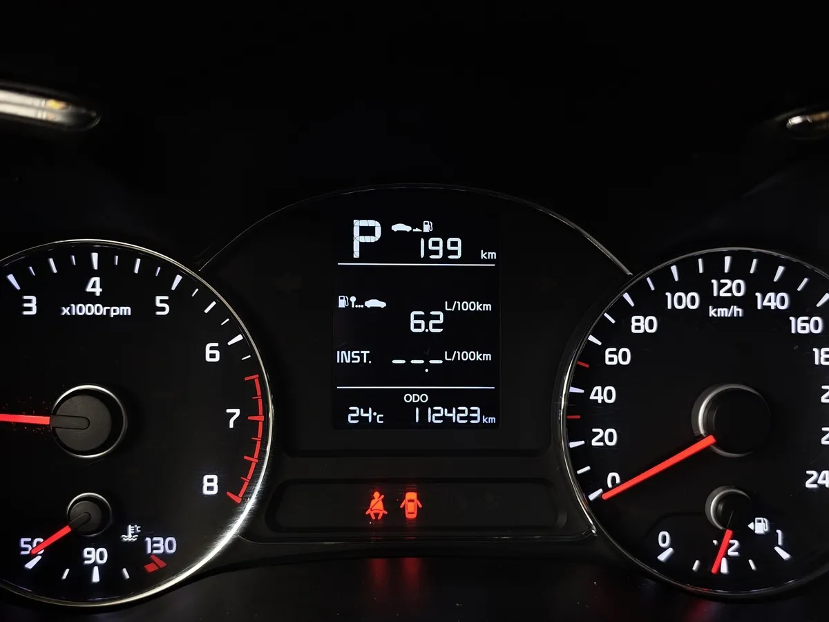 Kia Cerato 1.6 AT (130 л.с.) Comfort Черный в АВИЛОН. Слайд №18