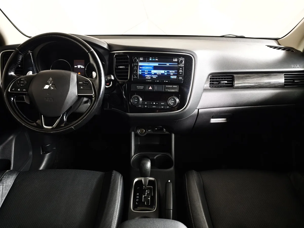 Mitsubishi Outlander 2.4 CVT 4WD (167 л.с.) Коричневый в АВИЛОН. Слайд №13