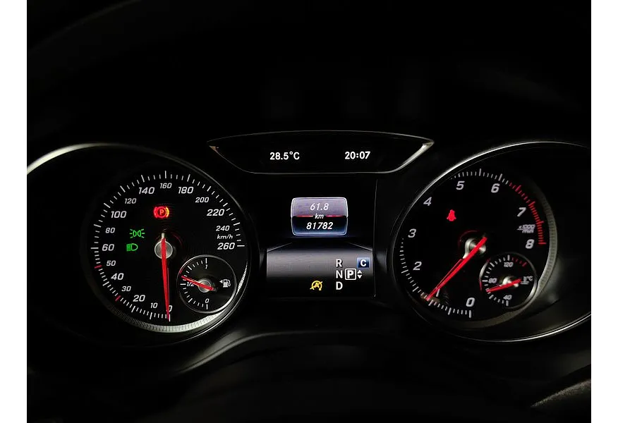 АВИЛОН - Mercedes-Benz GLA 200 7G-DCT (150 л.с.) Особая серия Белый - slide 20