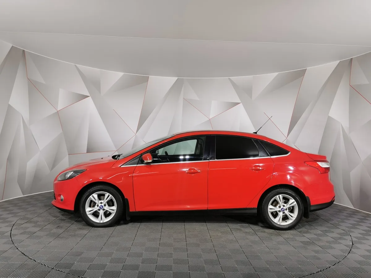 Ford Focus 1.6 Ti-VCT MT (125 л.с.) SYNC Edition Красный в АВИЛОН. Слайд №5