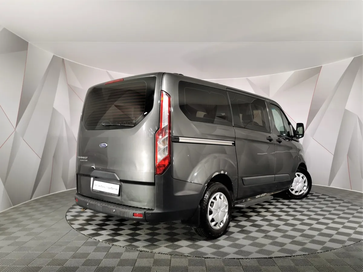 Ford Tourneo Custom 2.2 Duratorq TDCi MT 300 LWB (125 л.с.) Limited Серый в АВИЛОН. Слайд №2
