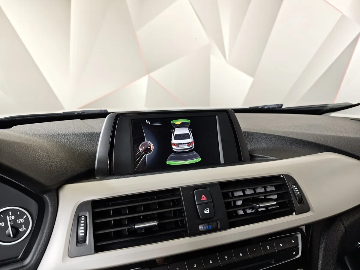 BMW 3 серия 320i xDrive AT (184 л.с.) M Sport Белый в АВИЛОН. Слайд №16
