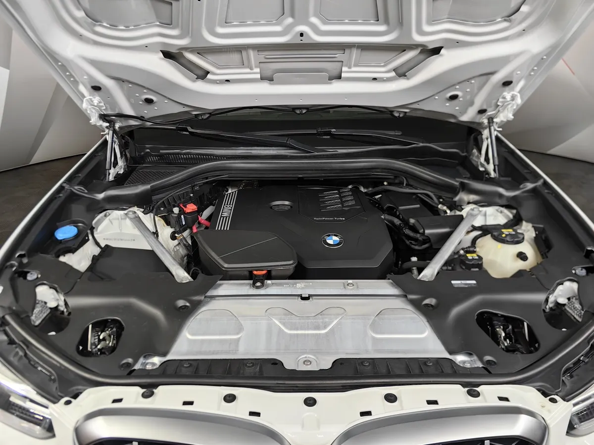 BMW X4 xDrive20i Steptronic (184 л.с.) M Sport Белый в АВИЛОН. Слайд №10