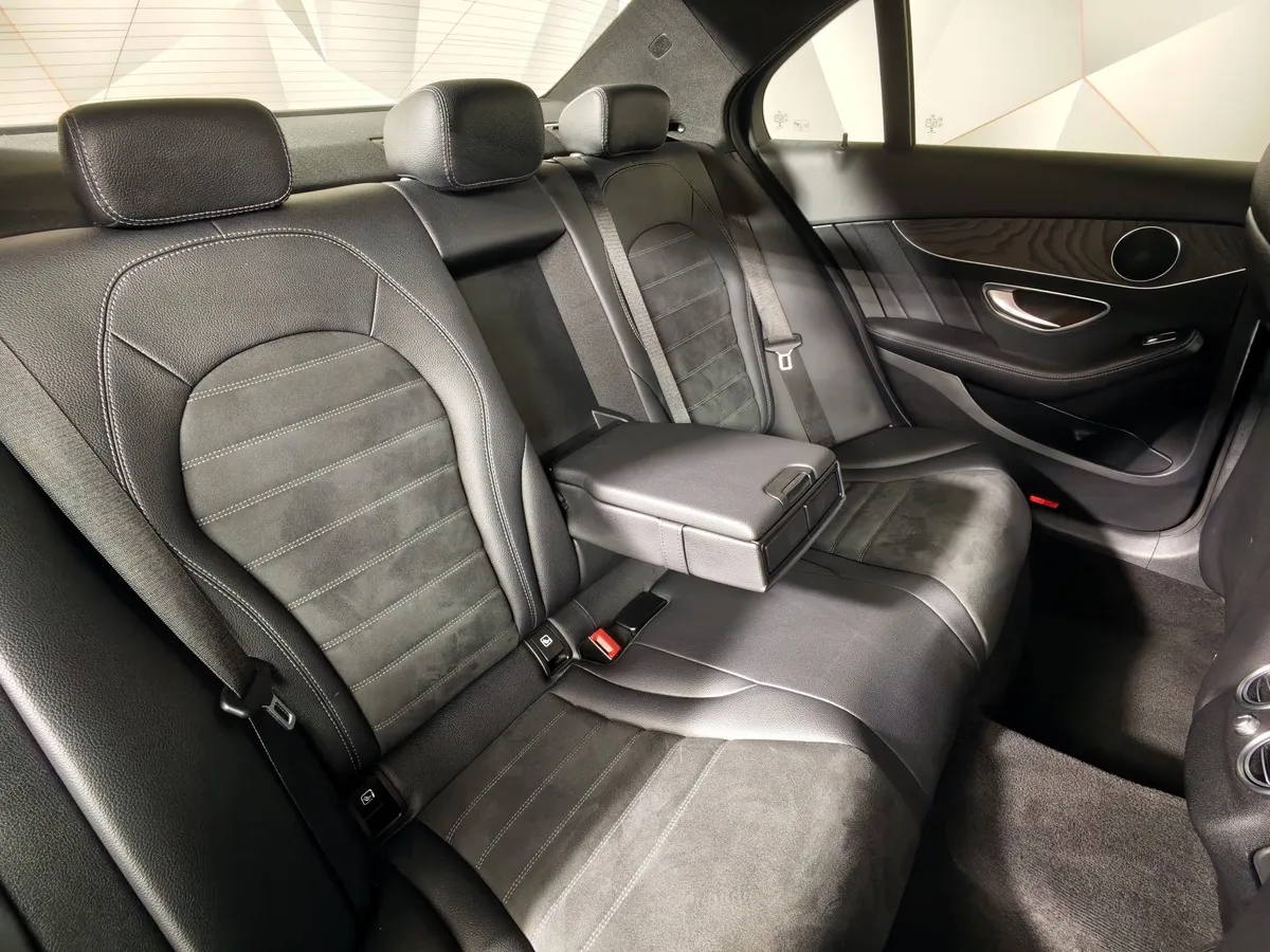 Mercedes-Benz C-Класс C 200 4Matic 9G-Tronic (184 л.с.) Sport Черный в АВИЛОН. Слайд №17