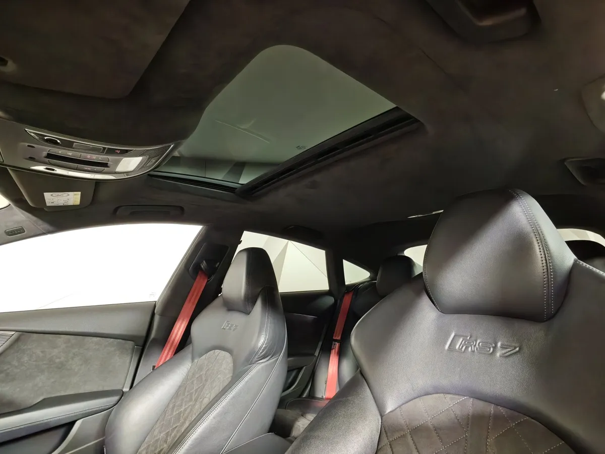 Audi RS 7 4.0 TFSI Tiptronic quattro (600 л.с.) Красный в АВИЛОН. Слайд №25