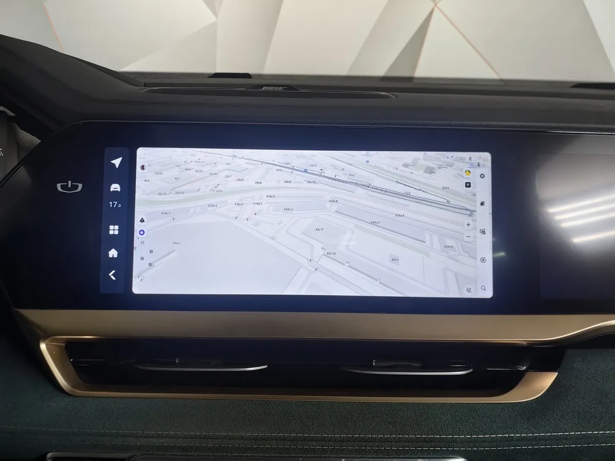 Geely Monjaro 2.0T 8AT 4WD (238 л.с.) Luxury Синий в АВИЛОН. Слайд №20