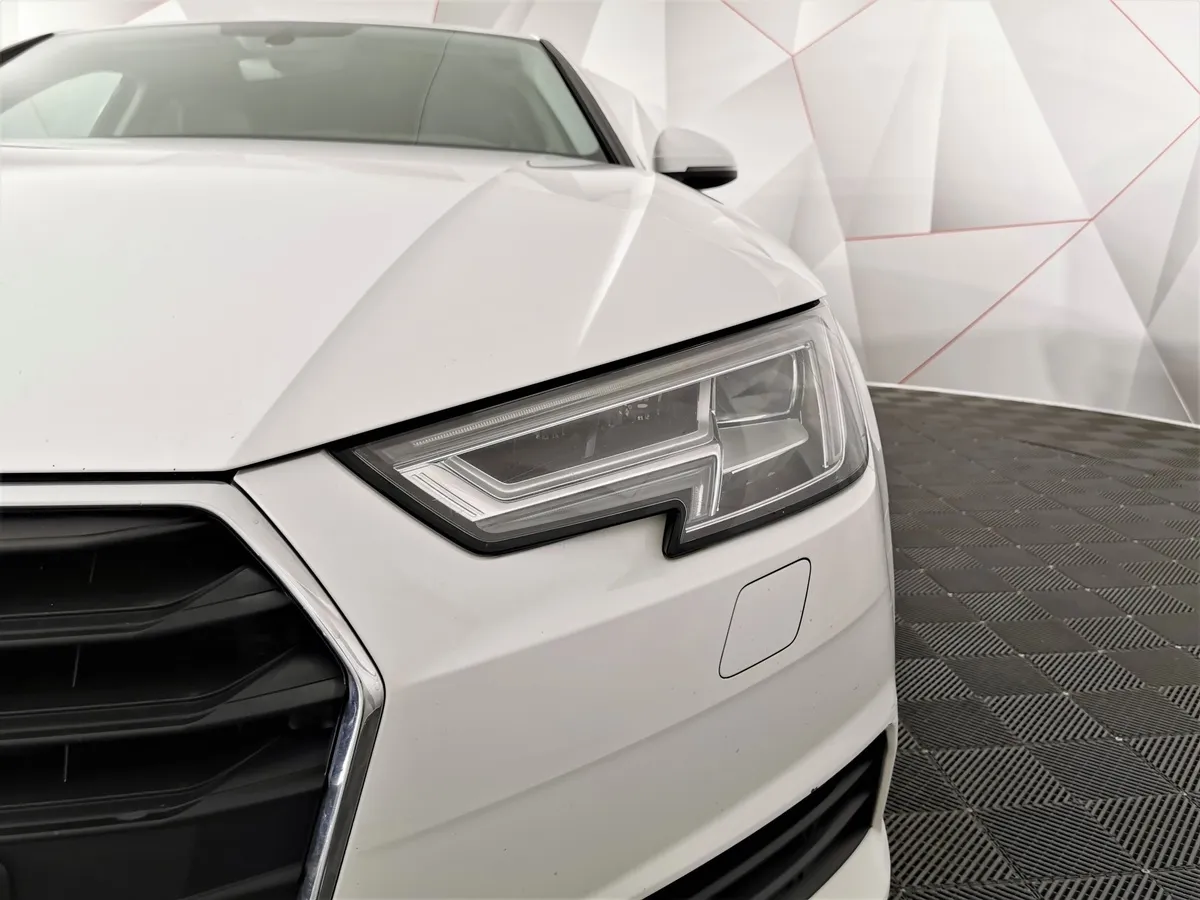 Audi A4 1.4 TFSI S tronic (150 л.с.) Sport Белый в АВИЛОН. Слайд №10