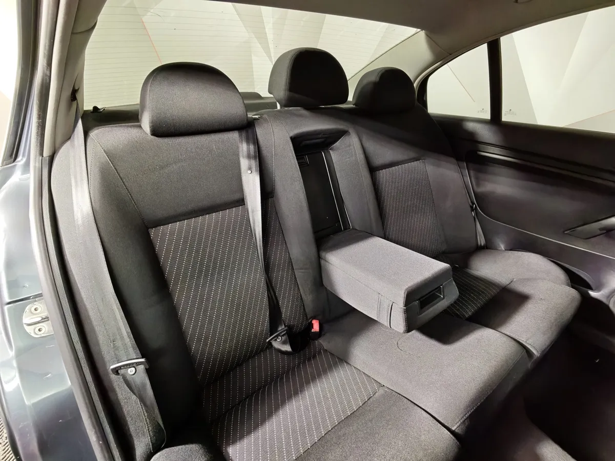 Skoda Superb 1.8T Tiptronic (150 л.с.) Серый в АВИЛОН. Слайд №15
