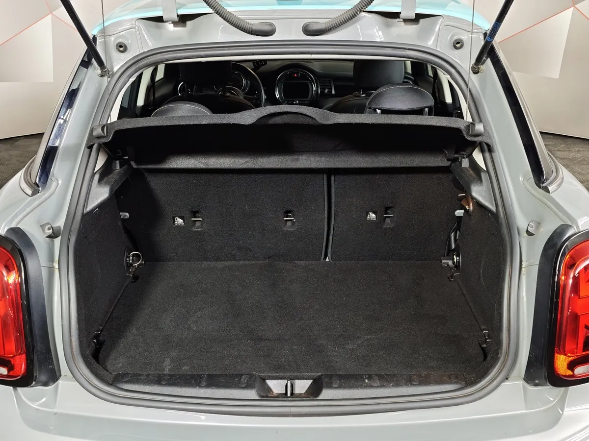 MINI 3 двери 1.5 AT (136 л.с.) Серый в АВИЛОН. Слайд №9