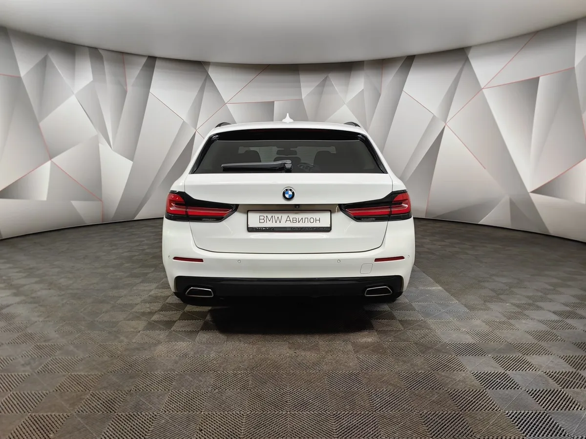 BMW 5 серия 520d Steptronic (190 л.с.) Белый в АВИЛОН. Слайд №4