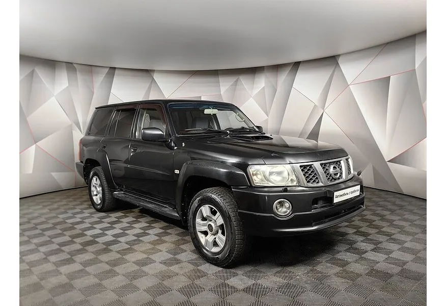 Nissan Patrol 3.0 Di AT (160 л.с.) Черный в АВИЛОН. Слайд №3