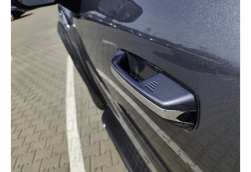 Foton Tunland V9 2.0T AT 4WD (159 л.с.) Prestige Серый в АВИЛОН. Слайд №18