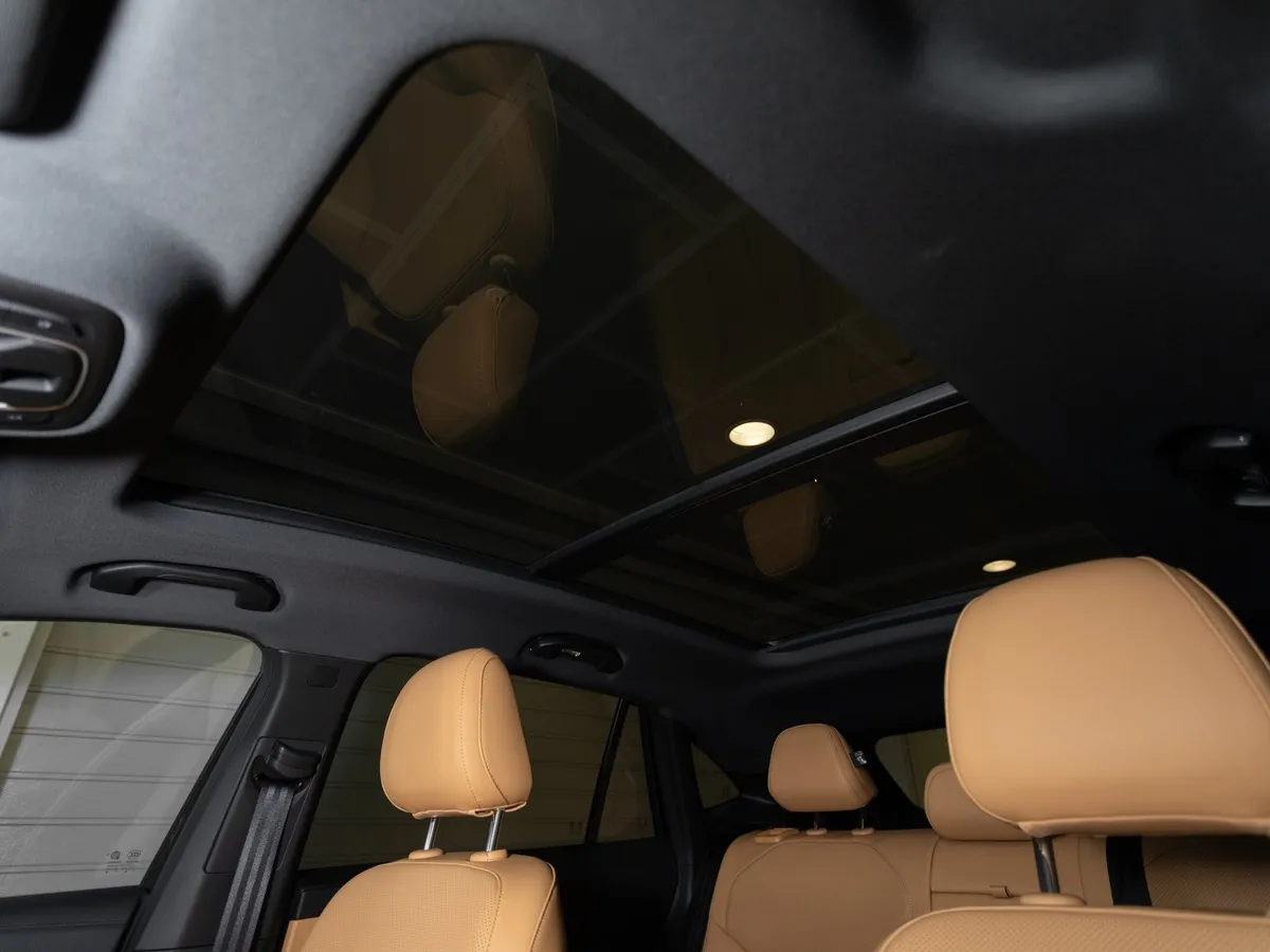 Москвич М70 1.5 DCT FWD (150 л.с.) Драйв Черный в АВИЛОН. Слайд №17