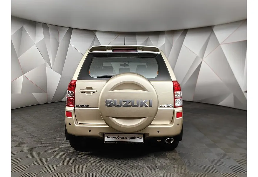 Suzuki Grand Vitara 2.4 MT AWD (169 л.с.) Бежевый в АВИЛОН. Слайд №5