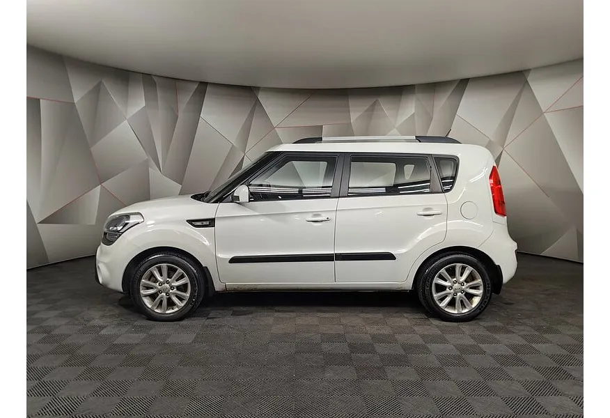 LIVE. Слайд №3