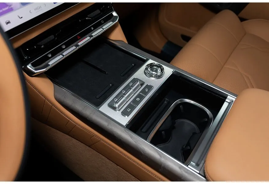 Zeekr 9X 2.0h AT 4WD (1177 л.с.) Hyper Черный в АВИЛОН. Слайд №11