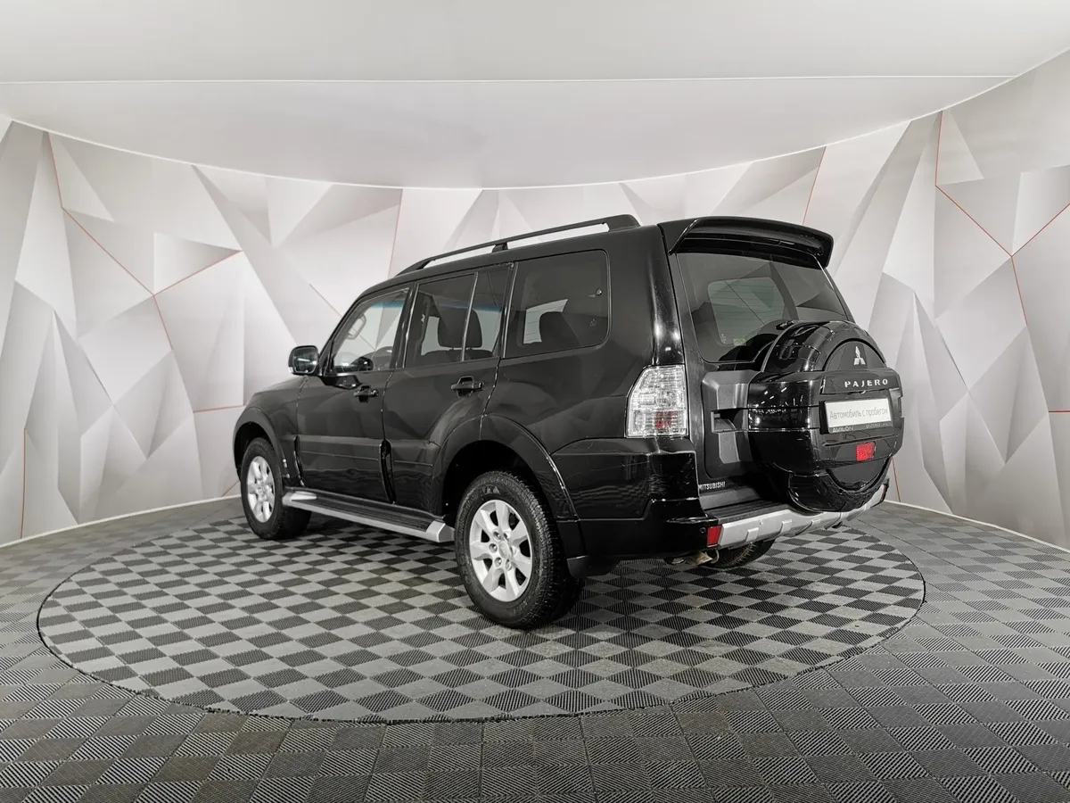 Mitsubishi Pajero 3.0 AT AWD (178 л.с.) Черный в АВИЛОН. Слайд №4